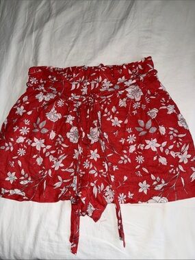 Gianni Bini Red Floral Drawstring Shorts